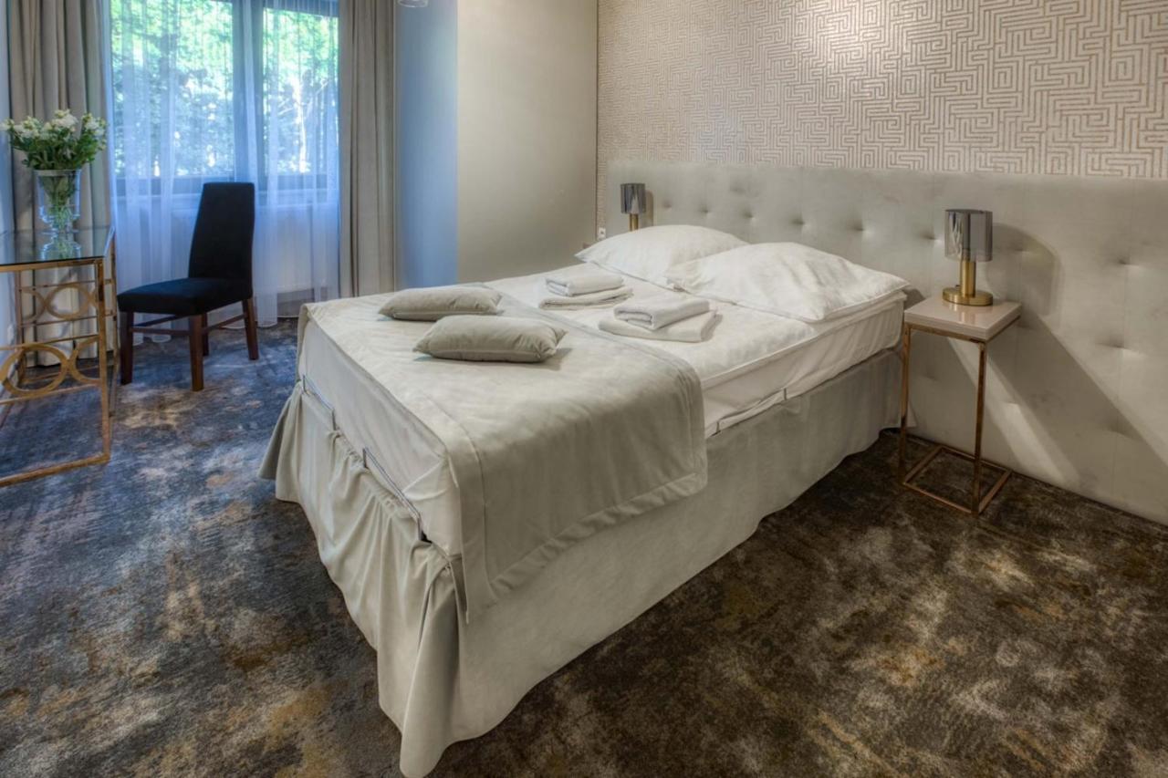 Hotel & Spa Bialy Dom بشيشوفيتسا المظهر الخارجي الصورة